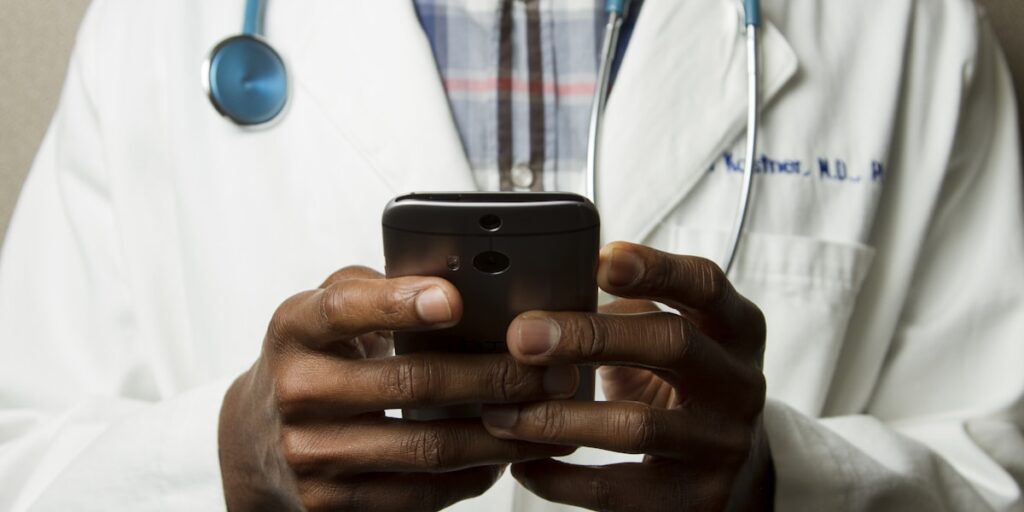 Como a inteligência artificial está revolucionando o diagnóstico médico precoce